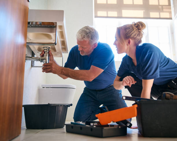Best Hot Water Heater Installation  in Devine, TX